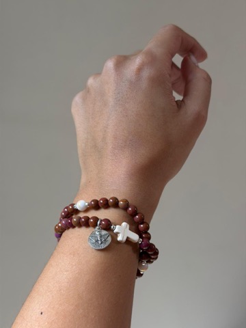 R. Pulsera Cafe