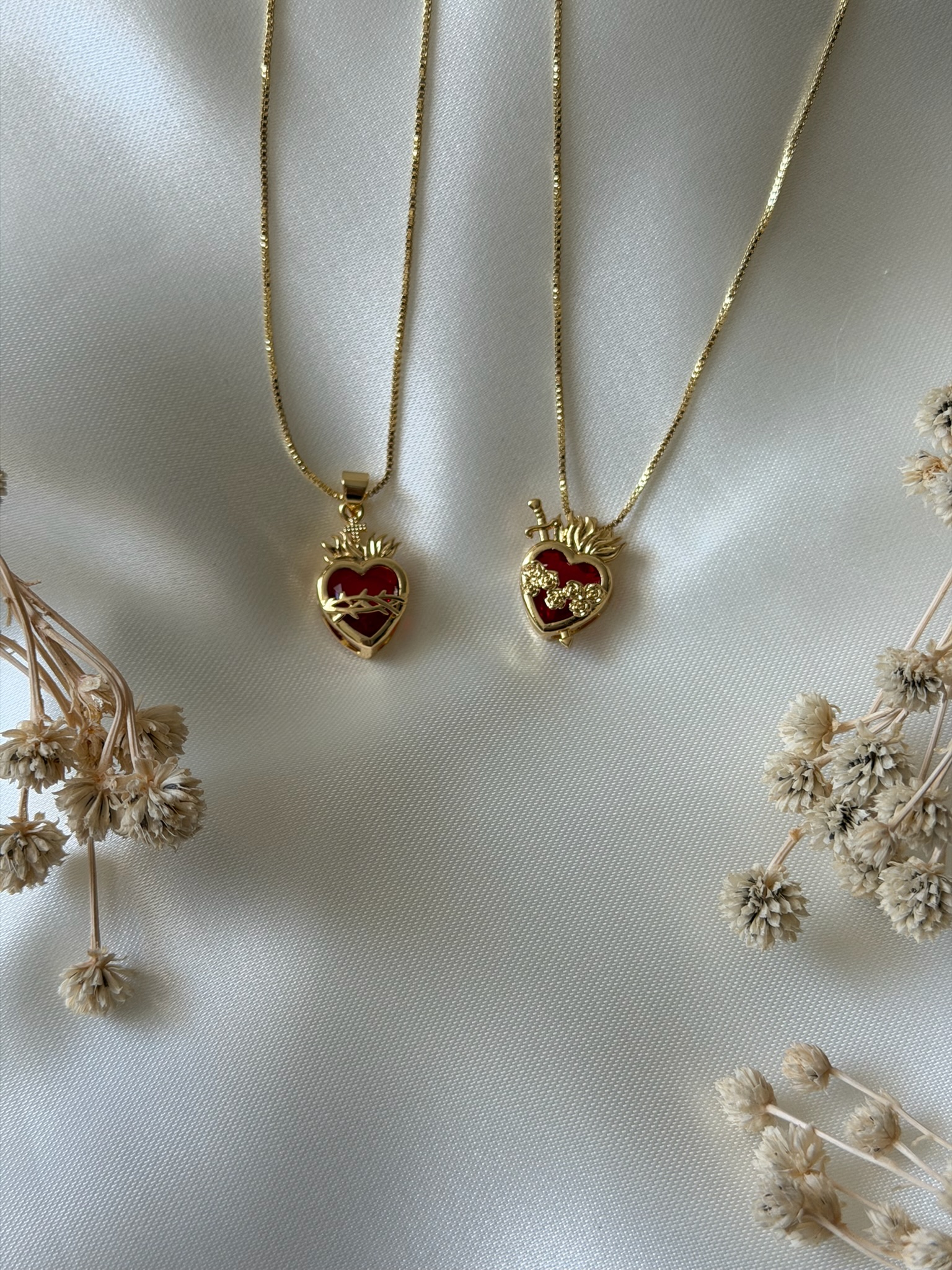 Collar sagrado e inmaculado